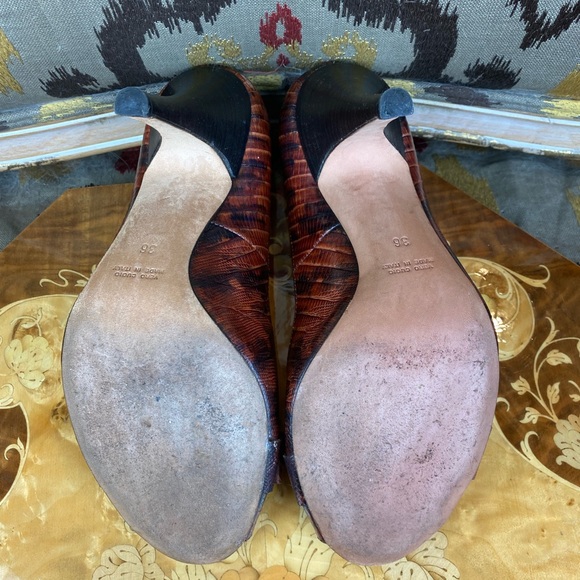 Giuseppe Zanotti Peep Toe Heels with Croc textured leather & crystal ring buckle - Picture 10 of 16